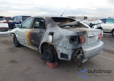 2005 Toyota Corolla S z USA, uszkodzony, nr VIN 1NXBR32E55Z347182